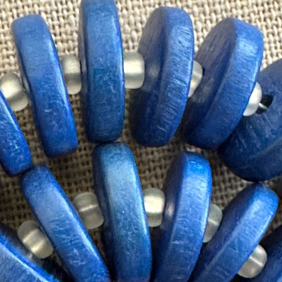 20 Inch Wood bead necklace NWOT - Picture 6 of 12